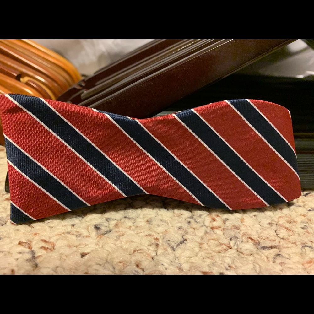 PennSee Bow Tie